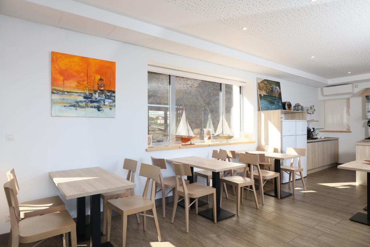 Hotel La Vigie - Face A La Mer Cerbère Exteriör bild