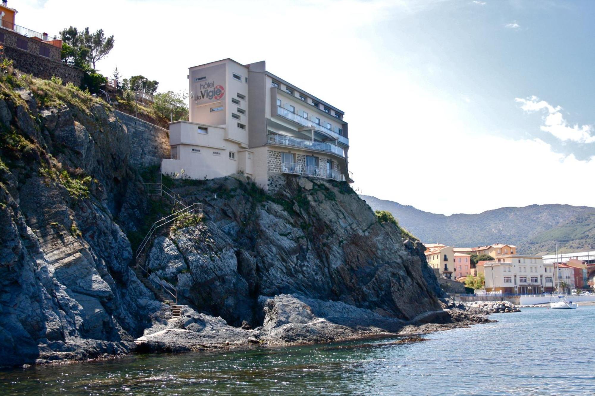 Hotel La Vigie - Face A La Mer Cerbère Exteriör bild